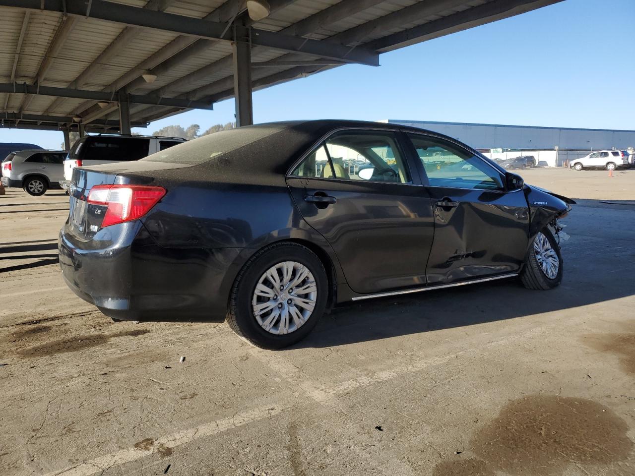 2014 Toyota Camry - Image 3