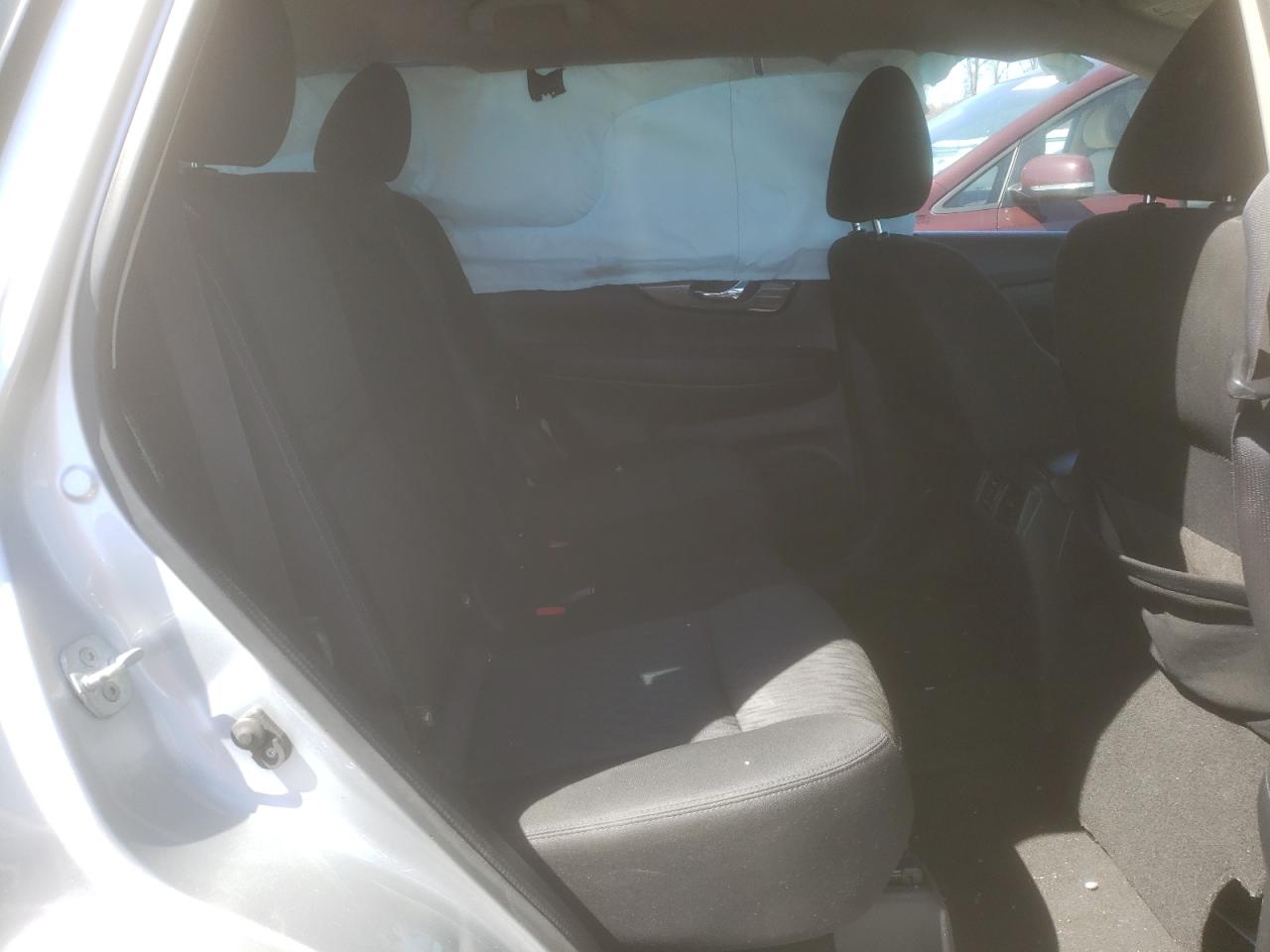 2017 Nissan Rogue - Image 12