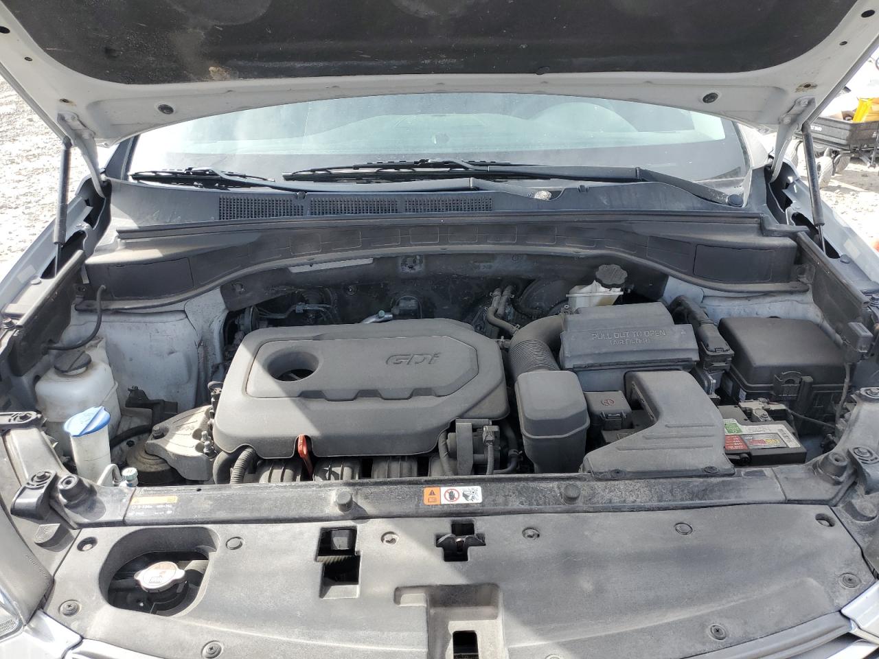 2017 Hyundai Santa Fe - Image 11