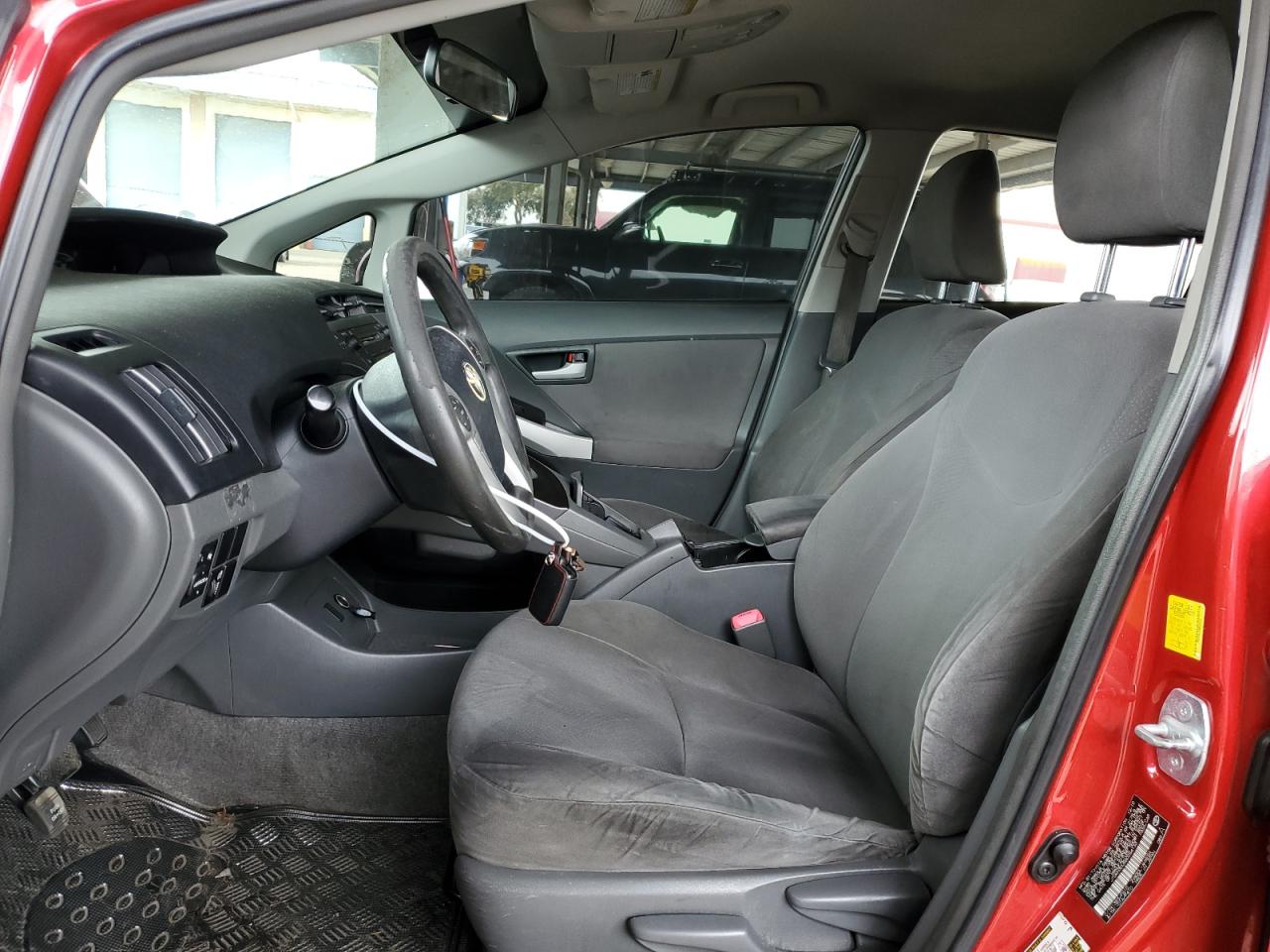 2011 Toyota Prius - Image 7