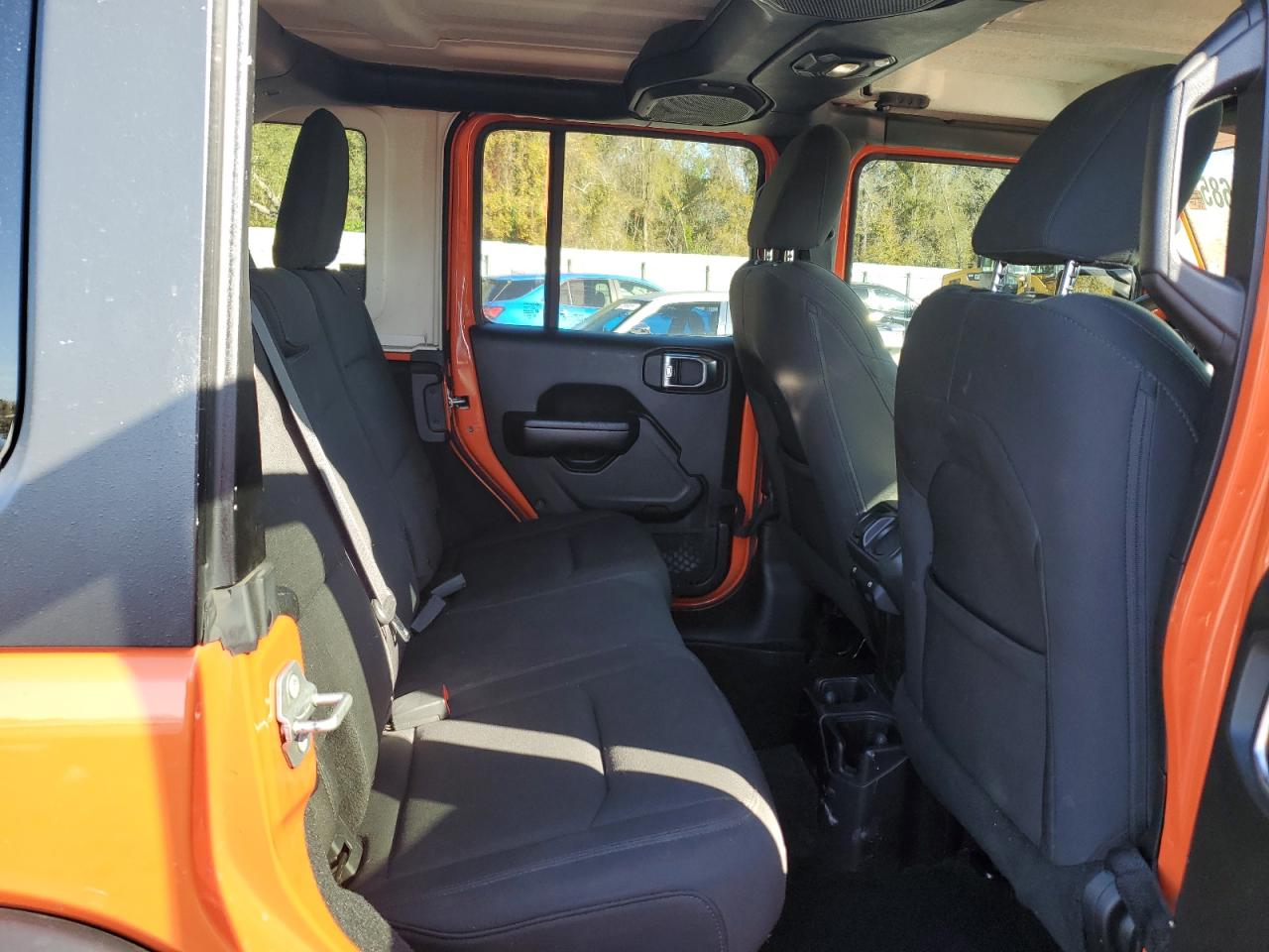 2018 Jeep Wrangler - Image 10