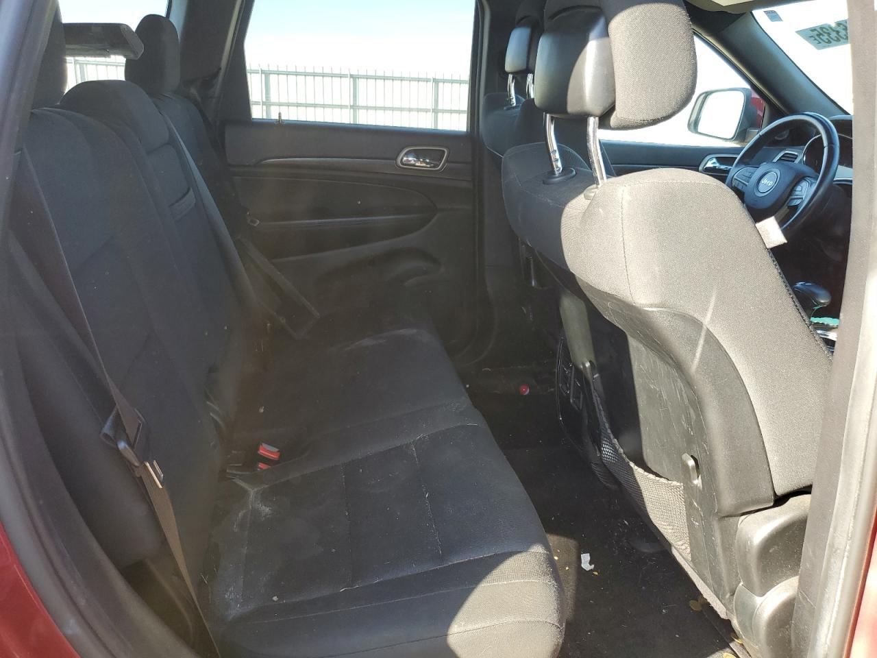 2014 Jeep Grand Cherokee - Image 10