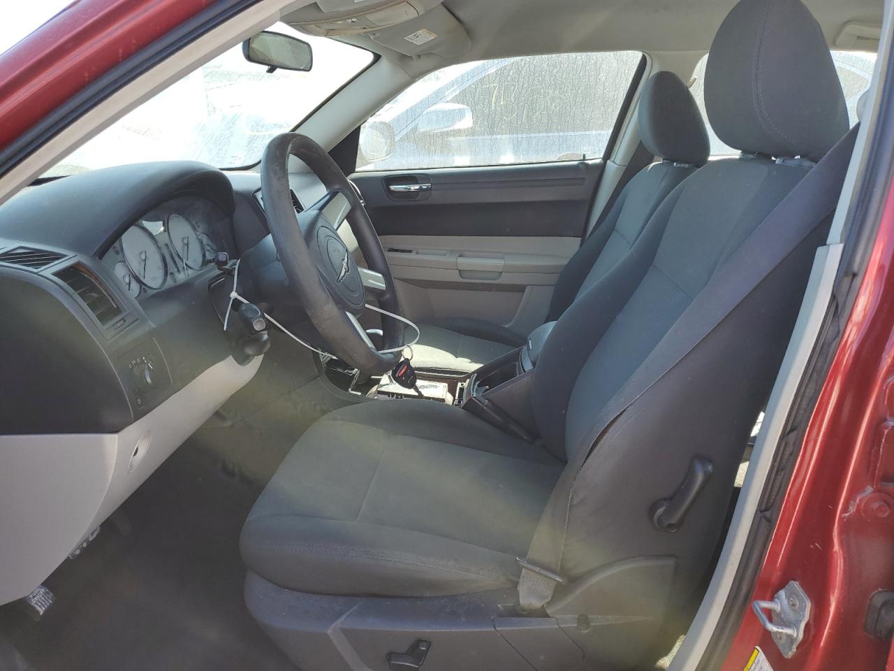 2007 Chrysler 300 - Image 7