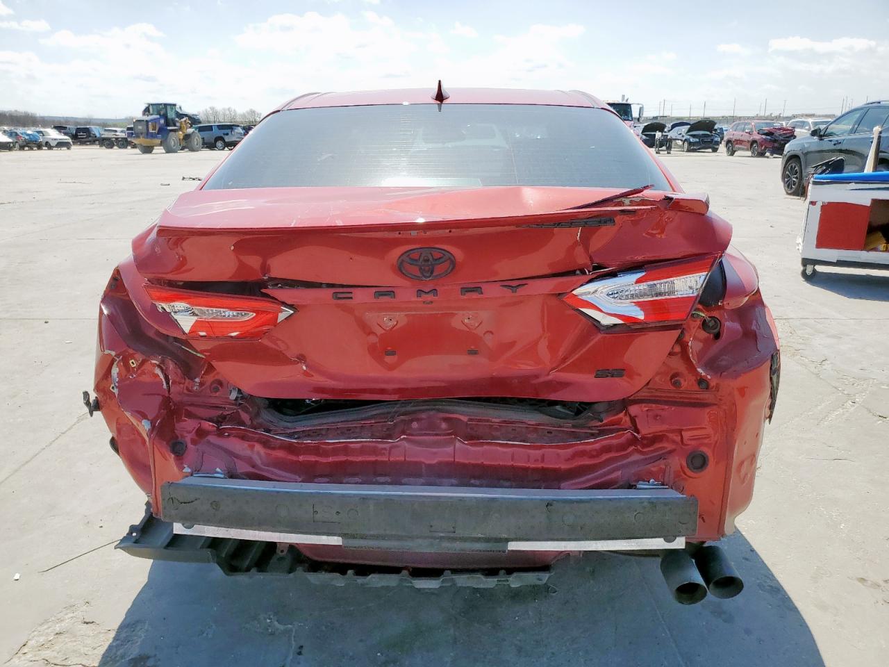 4T1G11AKXLU320646 TOYOTA CAMRY 2020