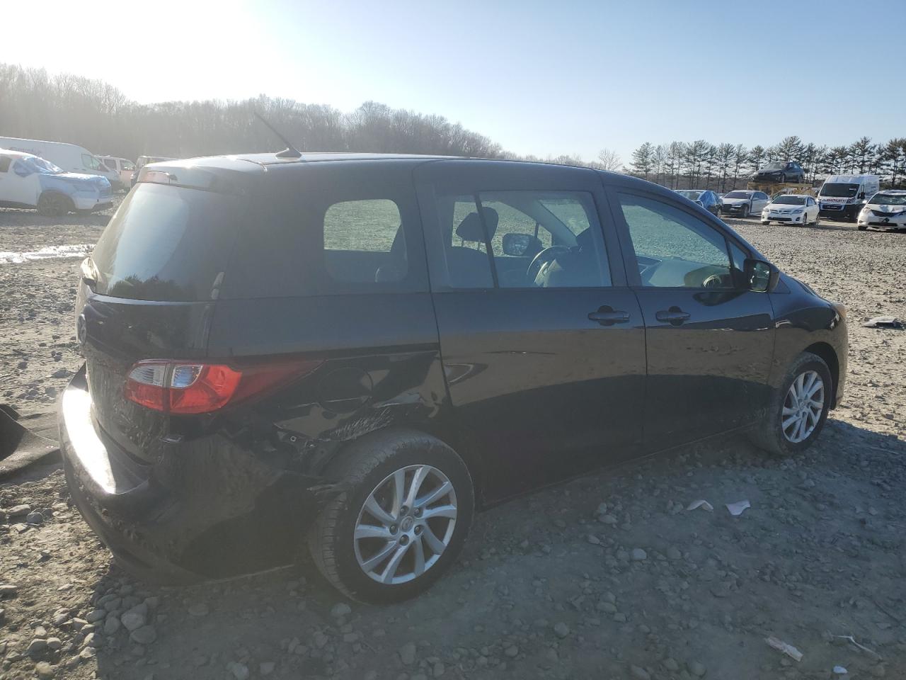 2012 Mazda 5 - Image 3