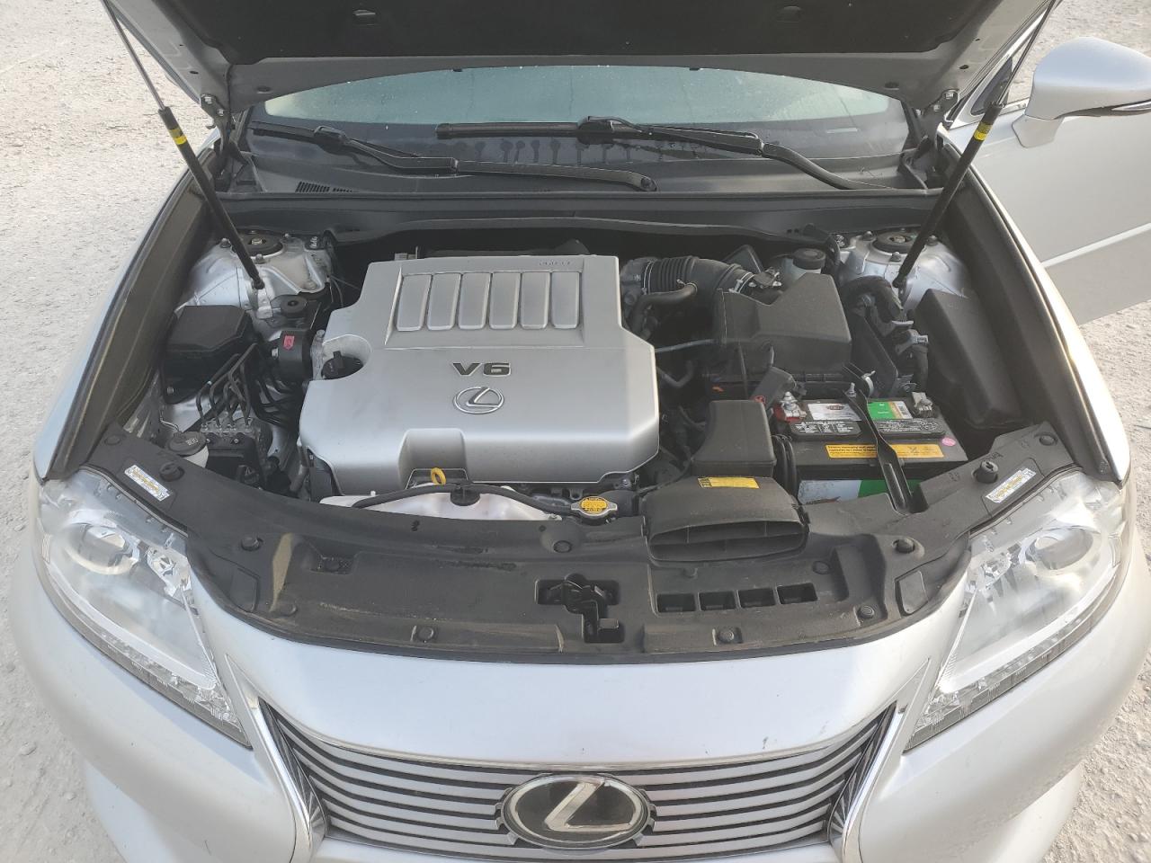 2015 Lexus ES - Image 11