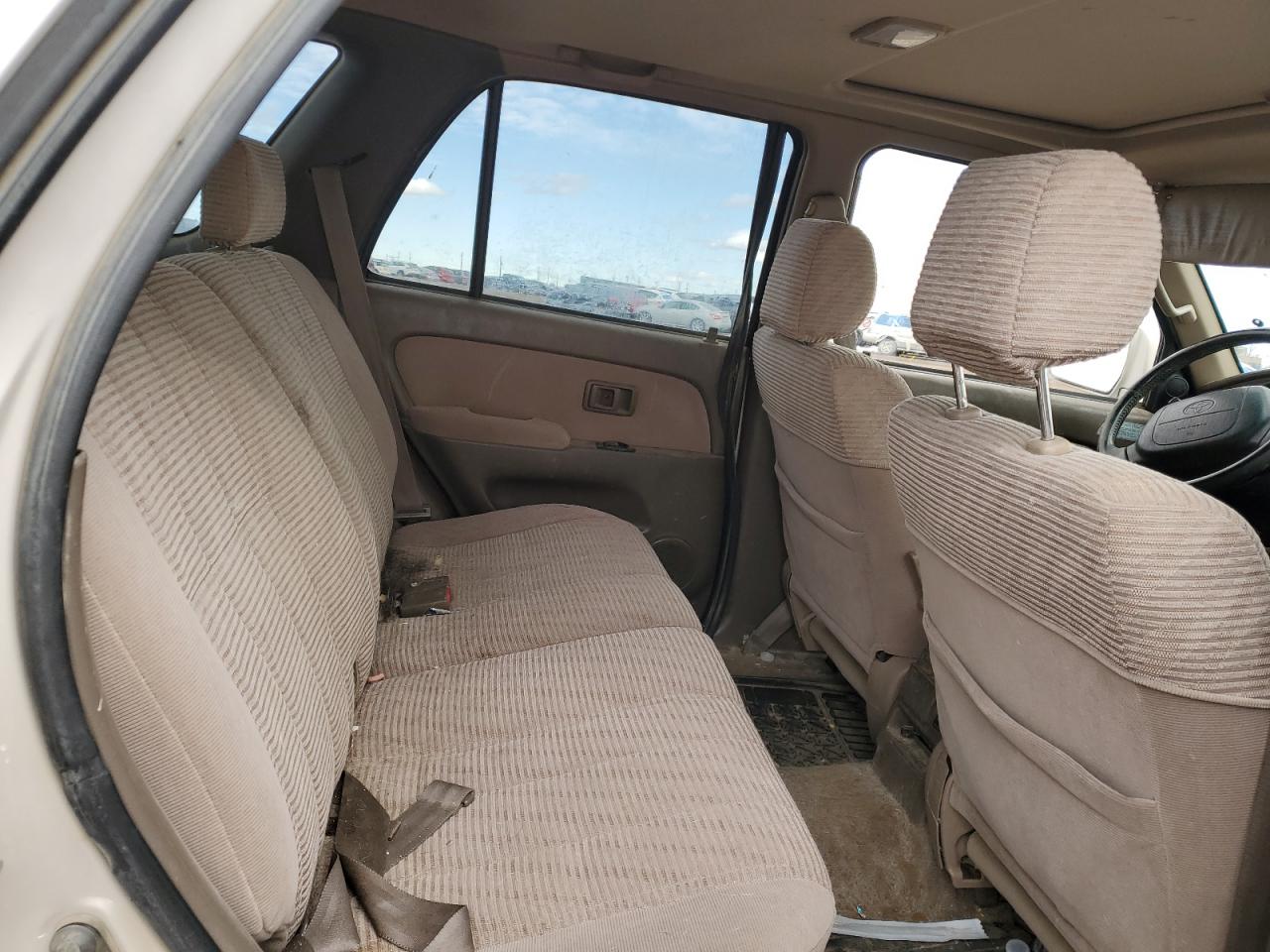 1997 Toyota 4Runner - Image 11
