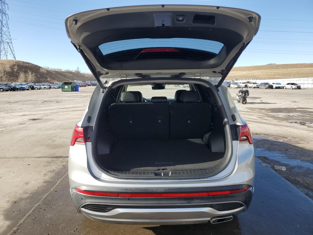 2022 Hyundai Santa Fe - Image 6