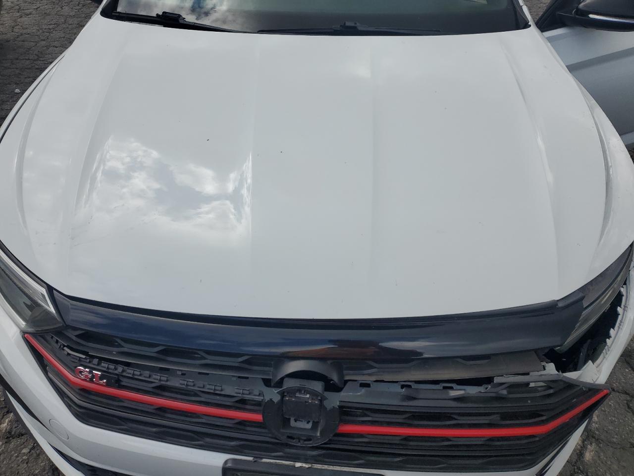 2019 Volkswagen Jetta - Image 11