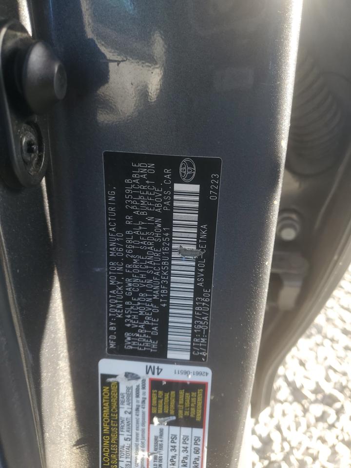 2011 Toyota Camry - Image 12