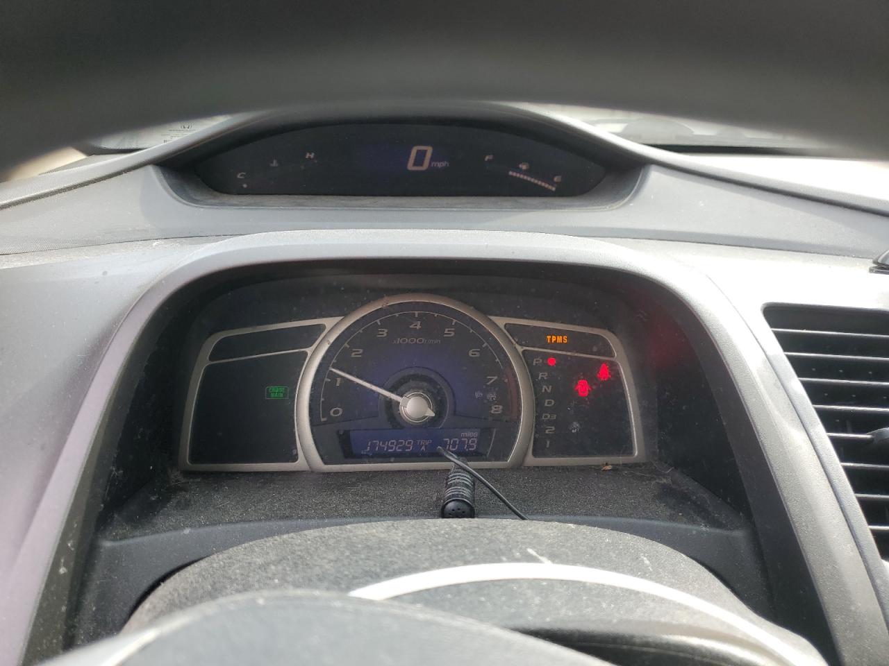 2011 Honda Civic - Image 9