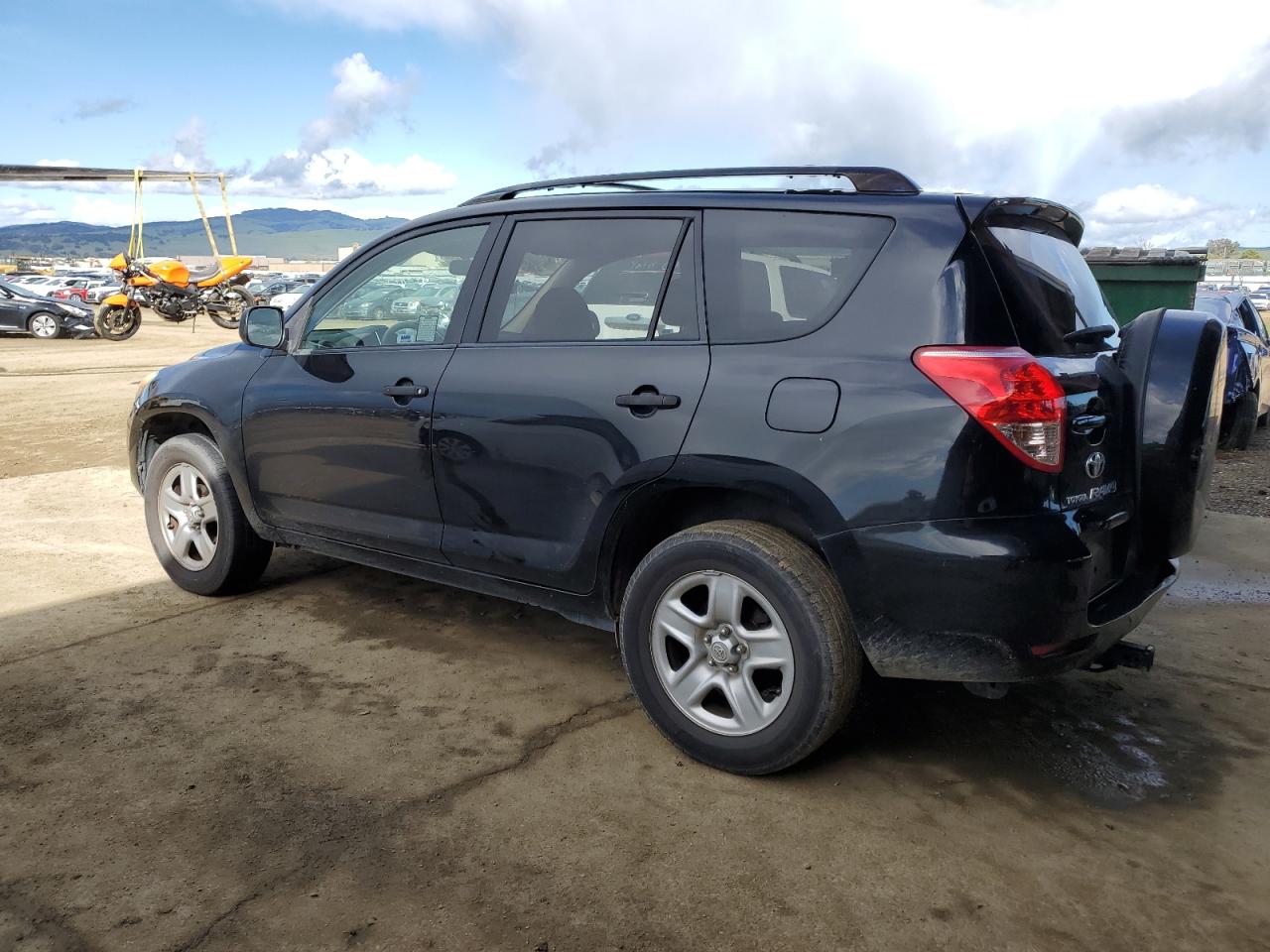 2007 Toyota RAV 4 - Image 2