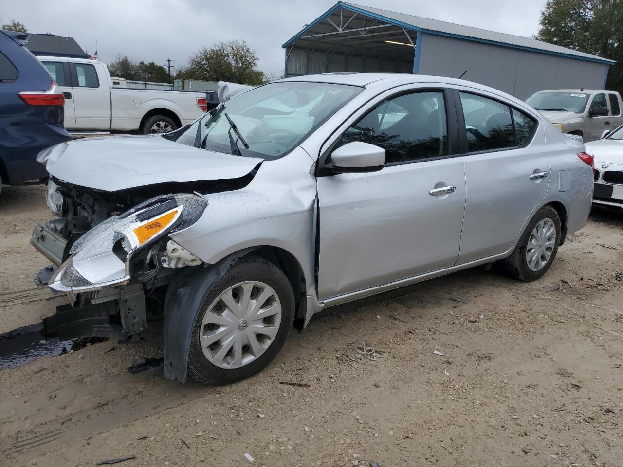 2016 Nissan Versa - Image 1