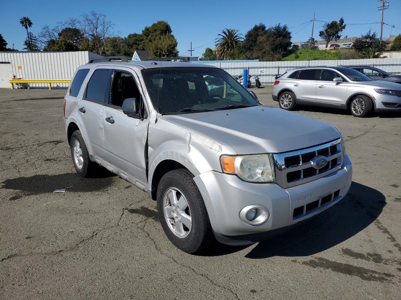 2009 Ford Escape - Image 4