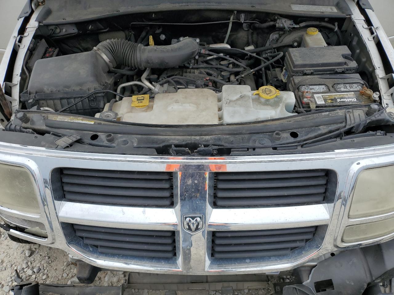 2008 Dodge Nitro - Image 14