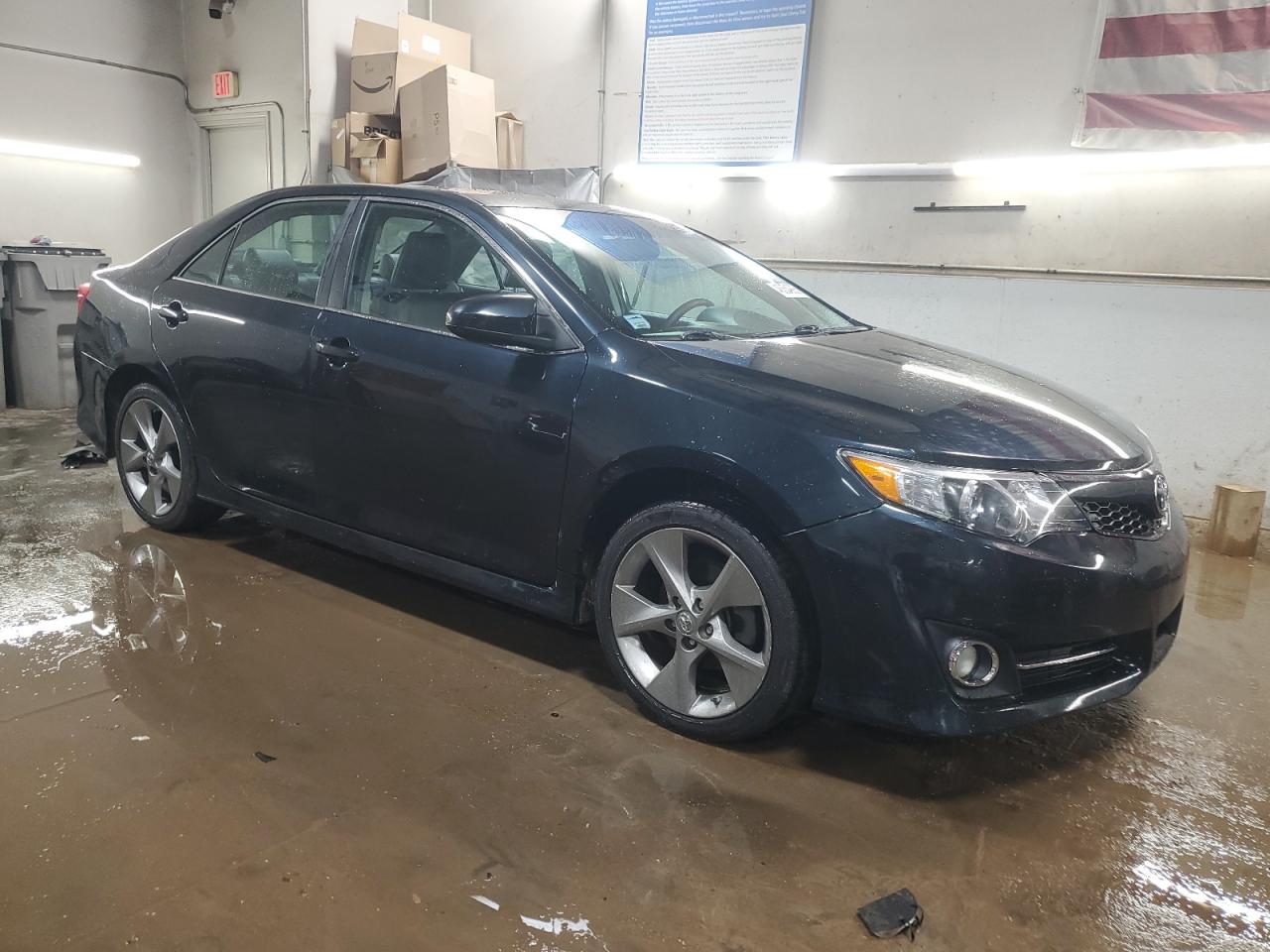 2014 Toyota Camry - Image 4