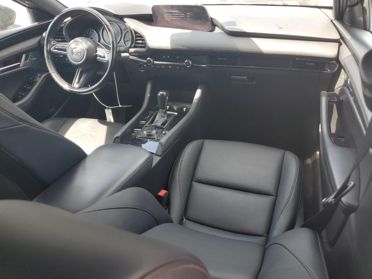 2021 Mazda 3 - Image 8