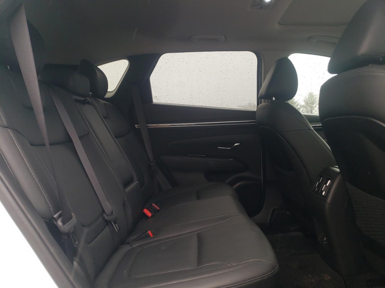 2022 Hyundai Tucson - Image 11