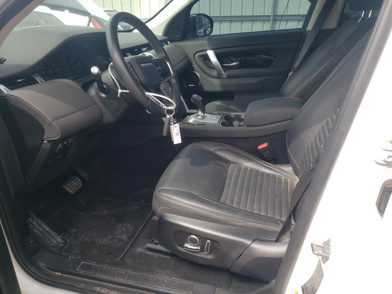 2022 Land Rover Discovery - Image 7