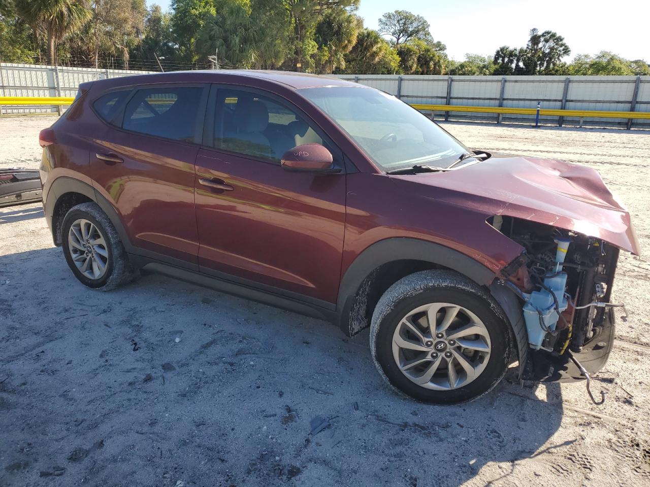 2017 Hyundai Tucson - Image 4