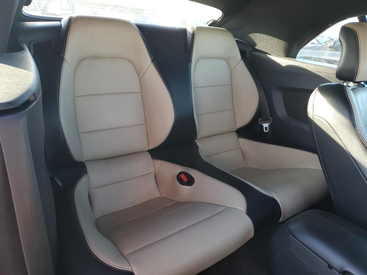 2015 Ford Mustang - Image 10