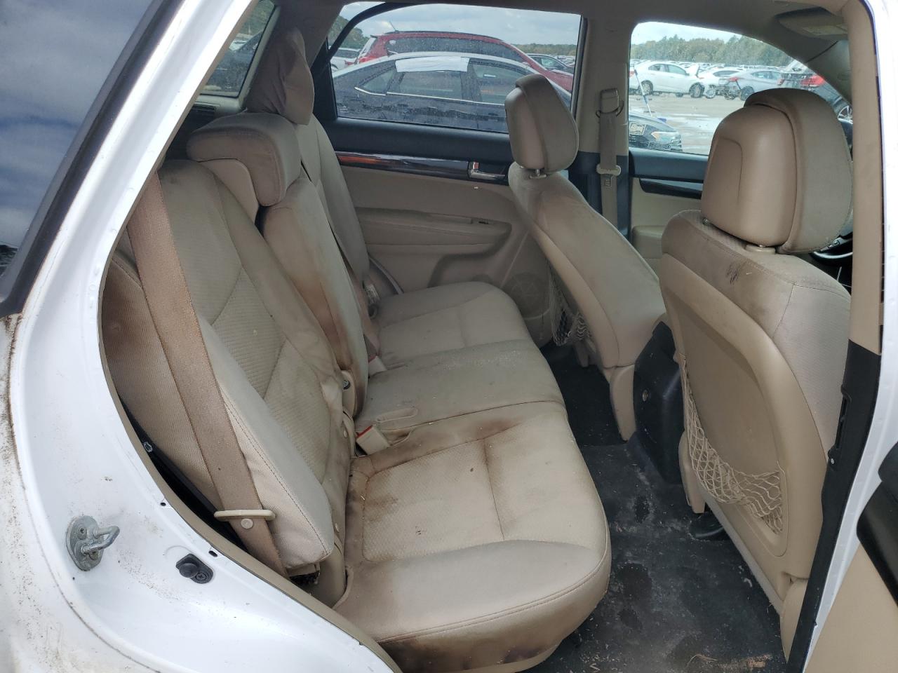 2011 Kia Sorento - Image 11