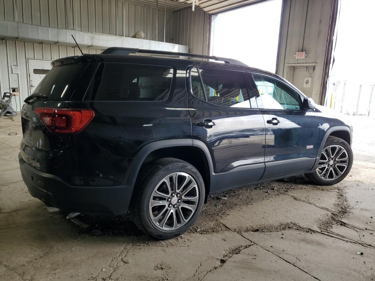 2017 GMC Acadia - Image 3