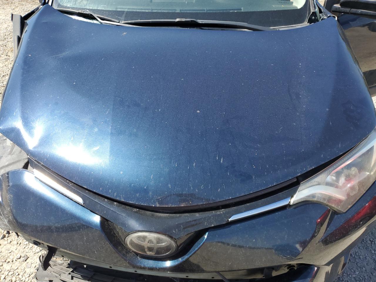 2018 Toyota RAV 4 - Image 14
