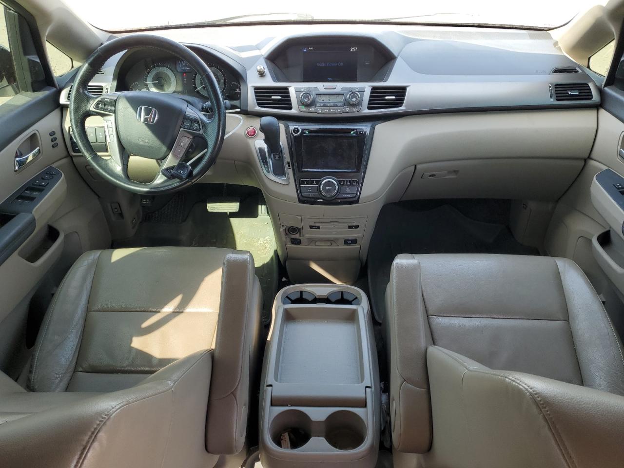 2015 Honda Odyssey - Image 8