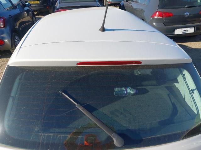 2013 VOLKSWAGEN POLO