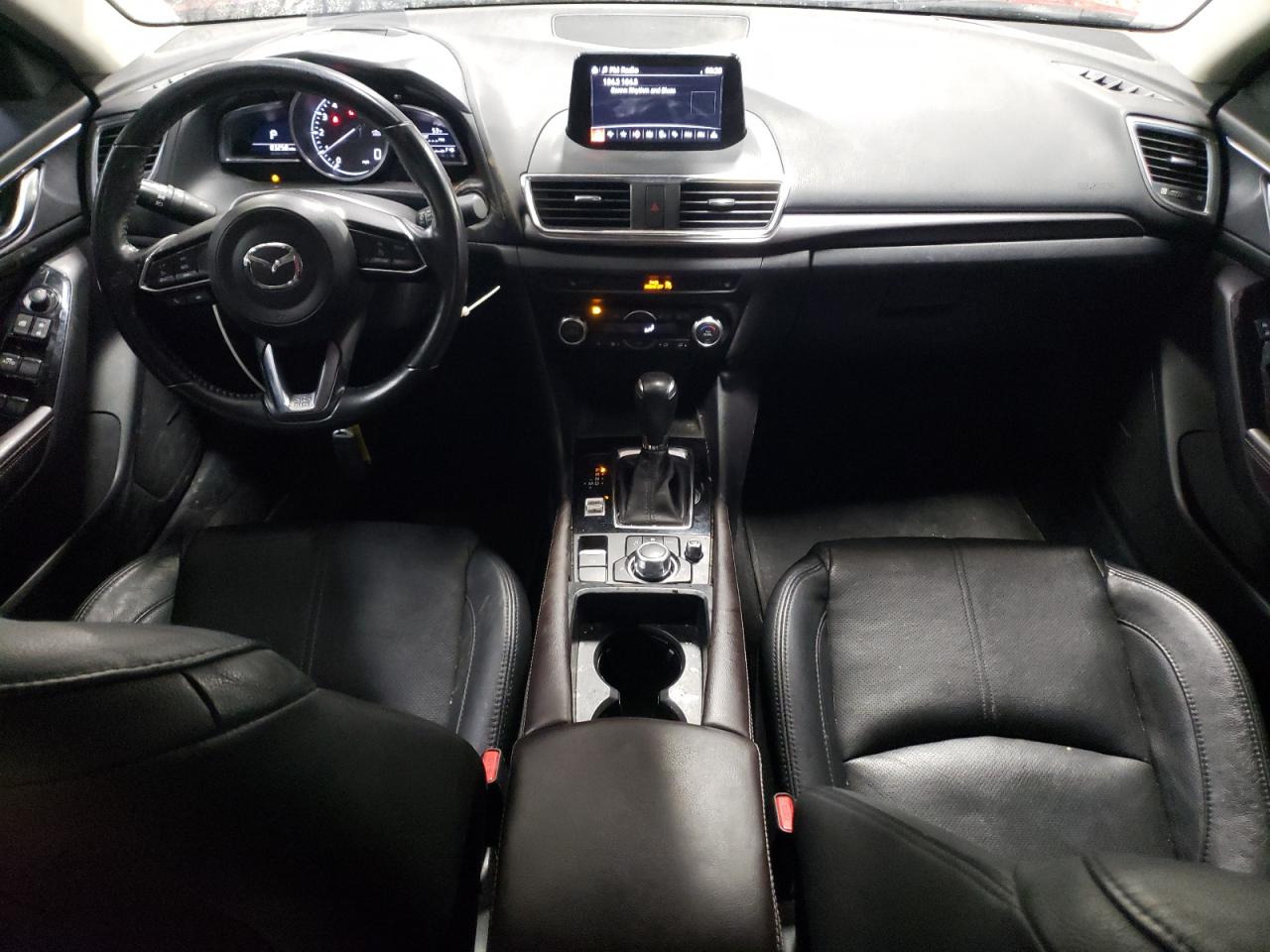 2018 Mazda 3 - Image 8
