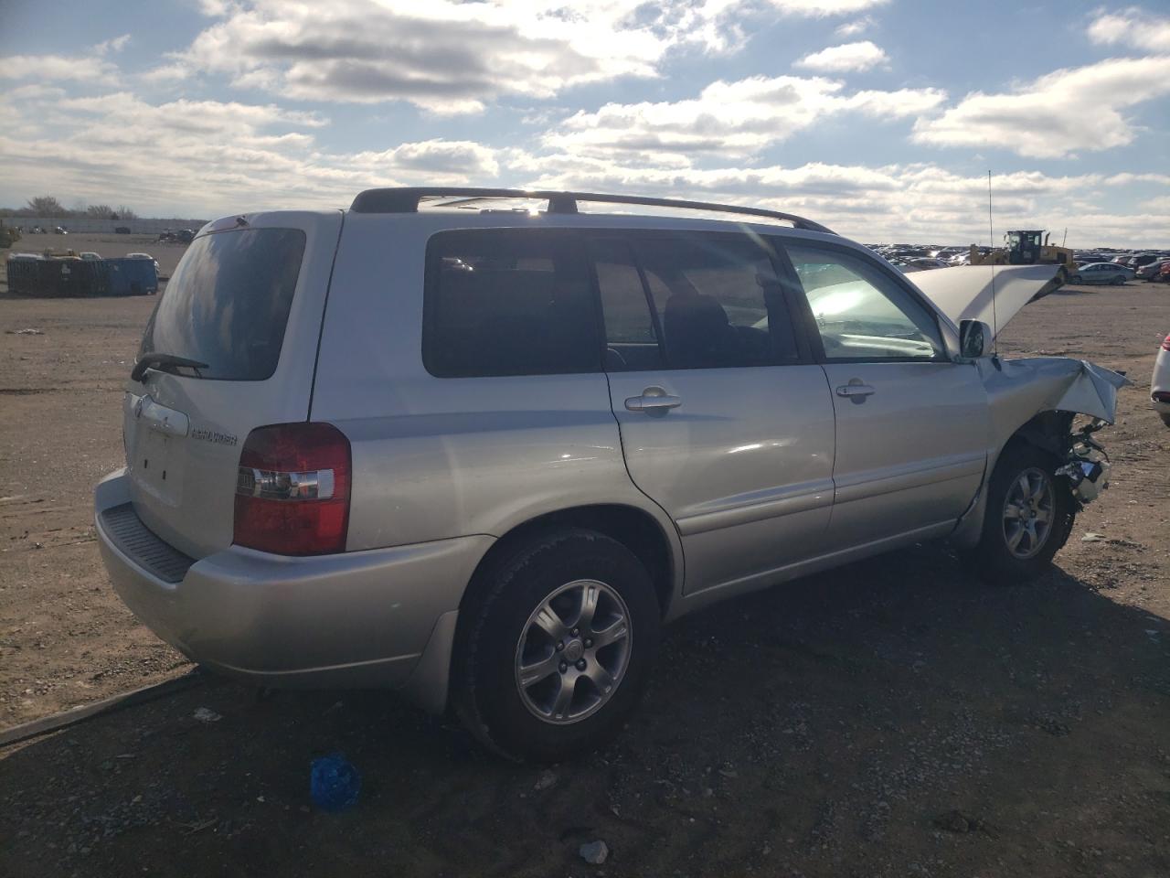 2004 Toyota Highlander - Image 3