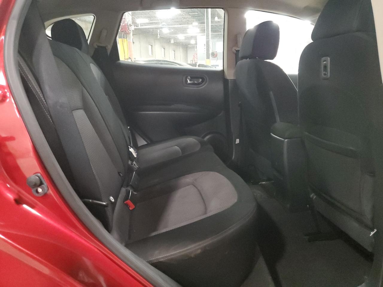 2013 Nissan Rogue - Image 12