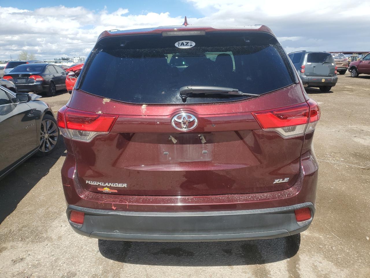2019 Toyota Highlander - Image 6