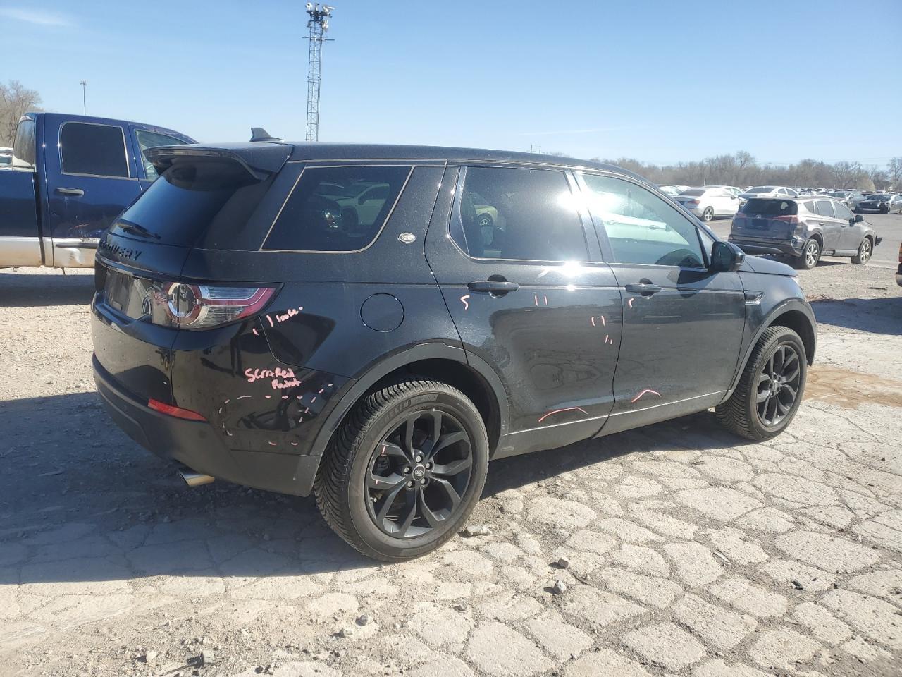 2016 Land Rover Discovery - Image 3