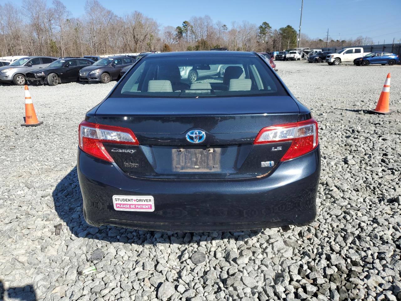 2013 Toyota Camry - Image 6