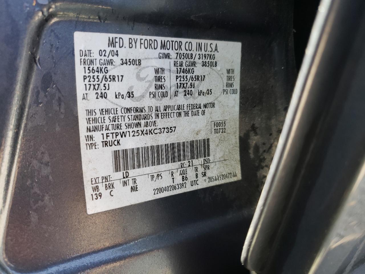2004 Ford F-150 - Image 12