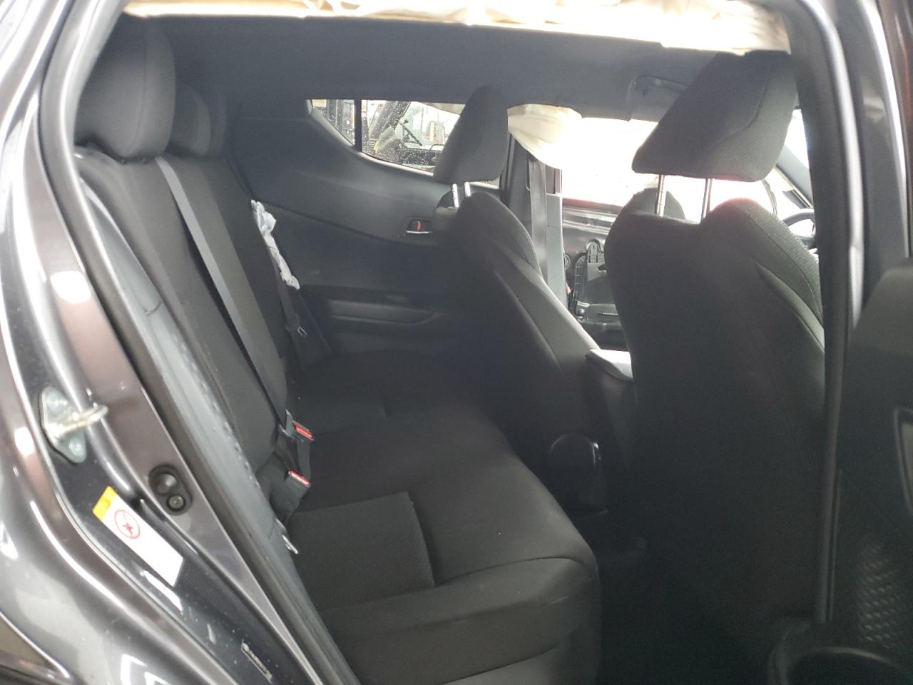 2019 Toyota C-HR - Image 11