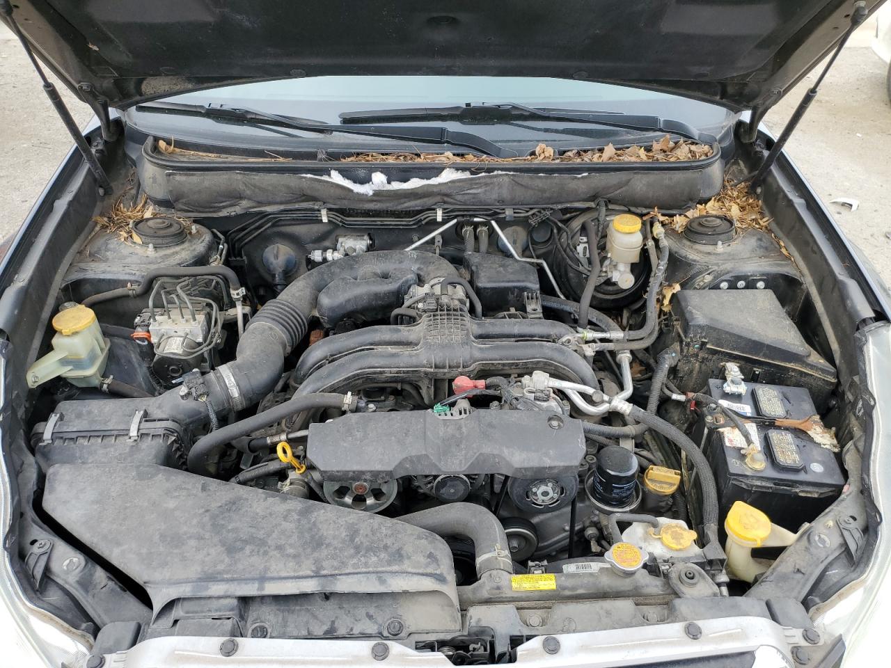 2014 Subaru Outback - Image 12