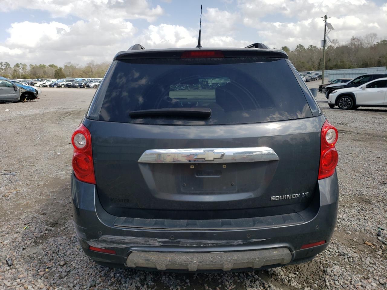 2010 Chevrolet Equinox - Image 6