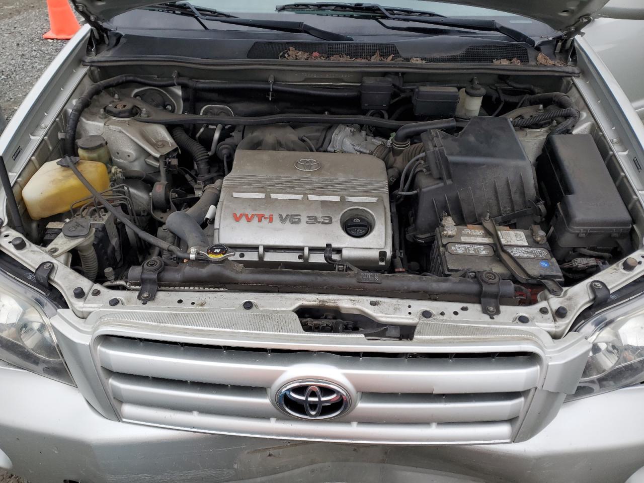 2005 Toyota Highlander - Image 14