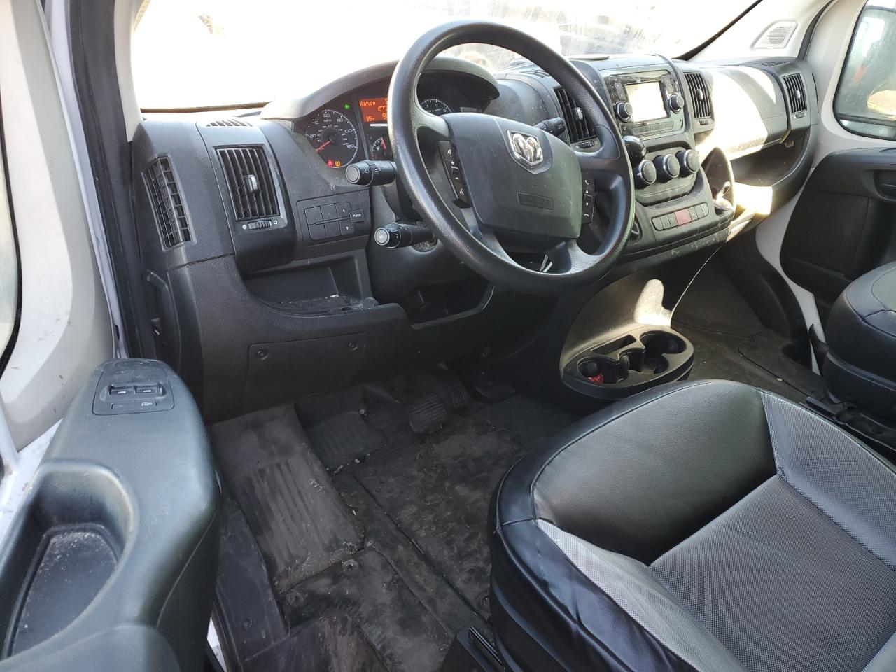 2020 Ram Promaster 2500 2500 High VIN: 3C6TRVDG7LE132036 Lot: 47348195