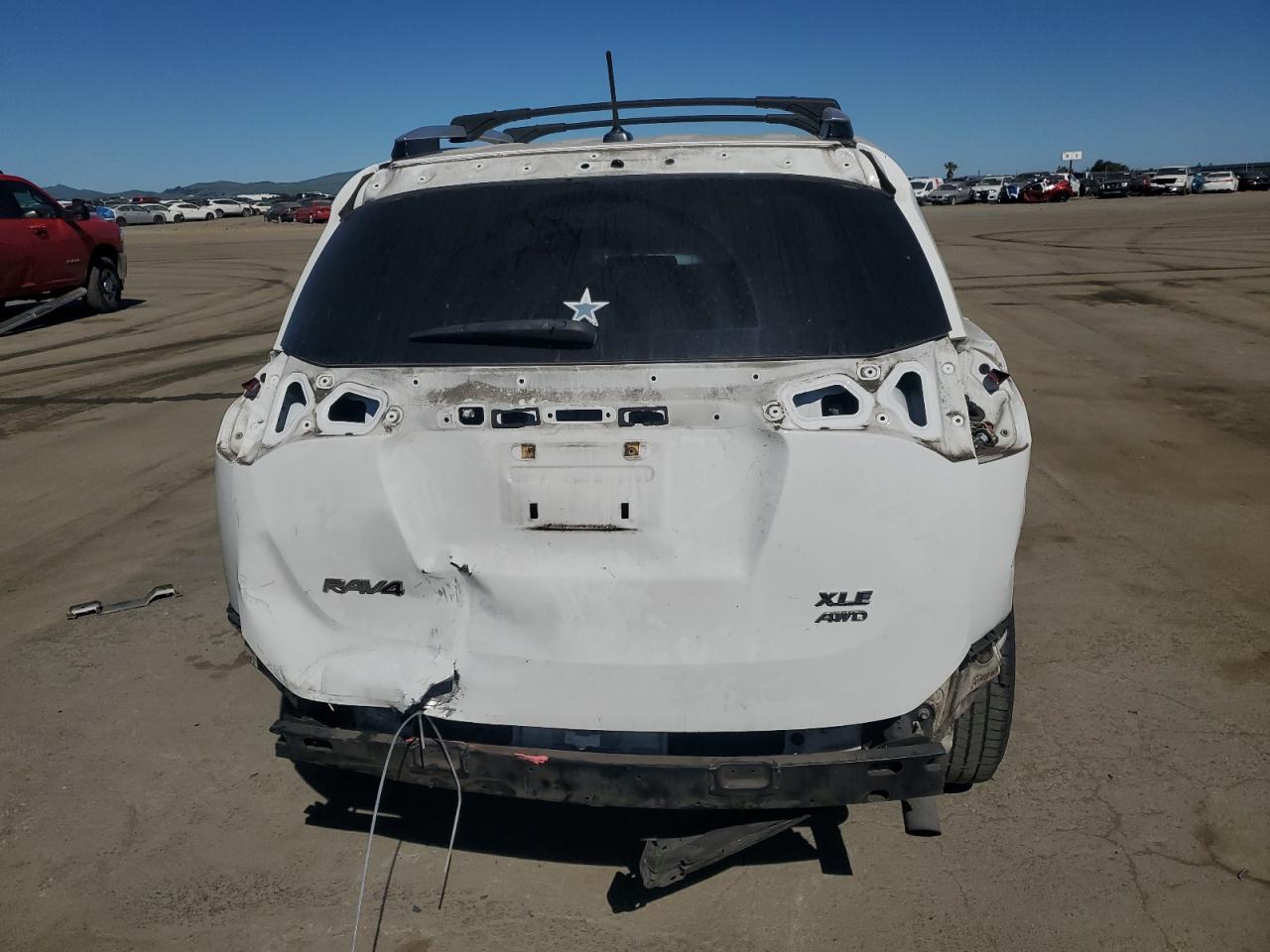 2014 Toyota RAV 4 - Image 6