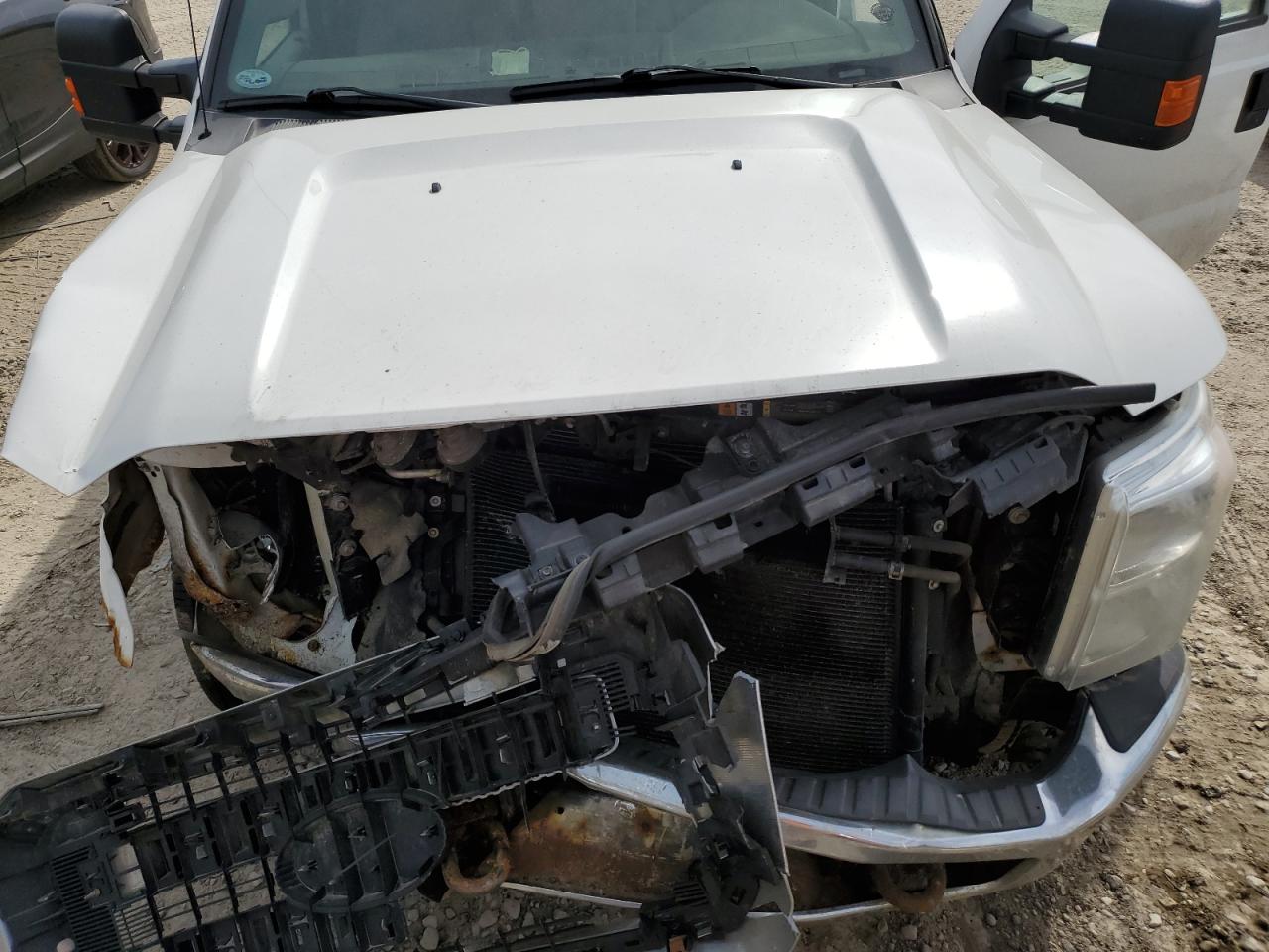 2014 Ford F350 - Image 11