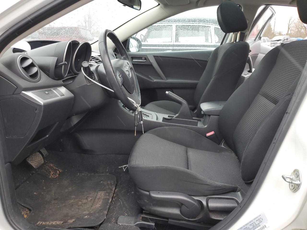 2012 Mazda 3 - Image 7