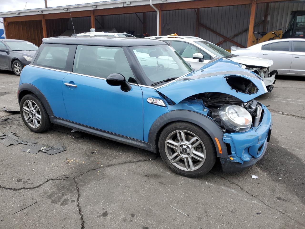 2013 MINI Cooper - Image 4