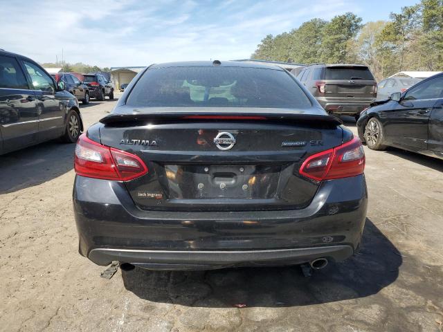  NISSAN ALTIMA 2018 Czarny