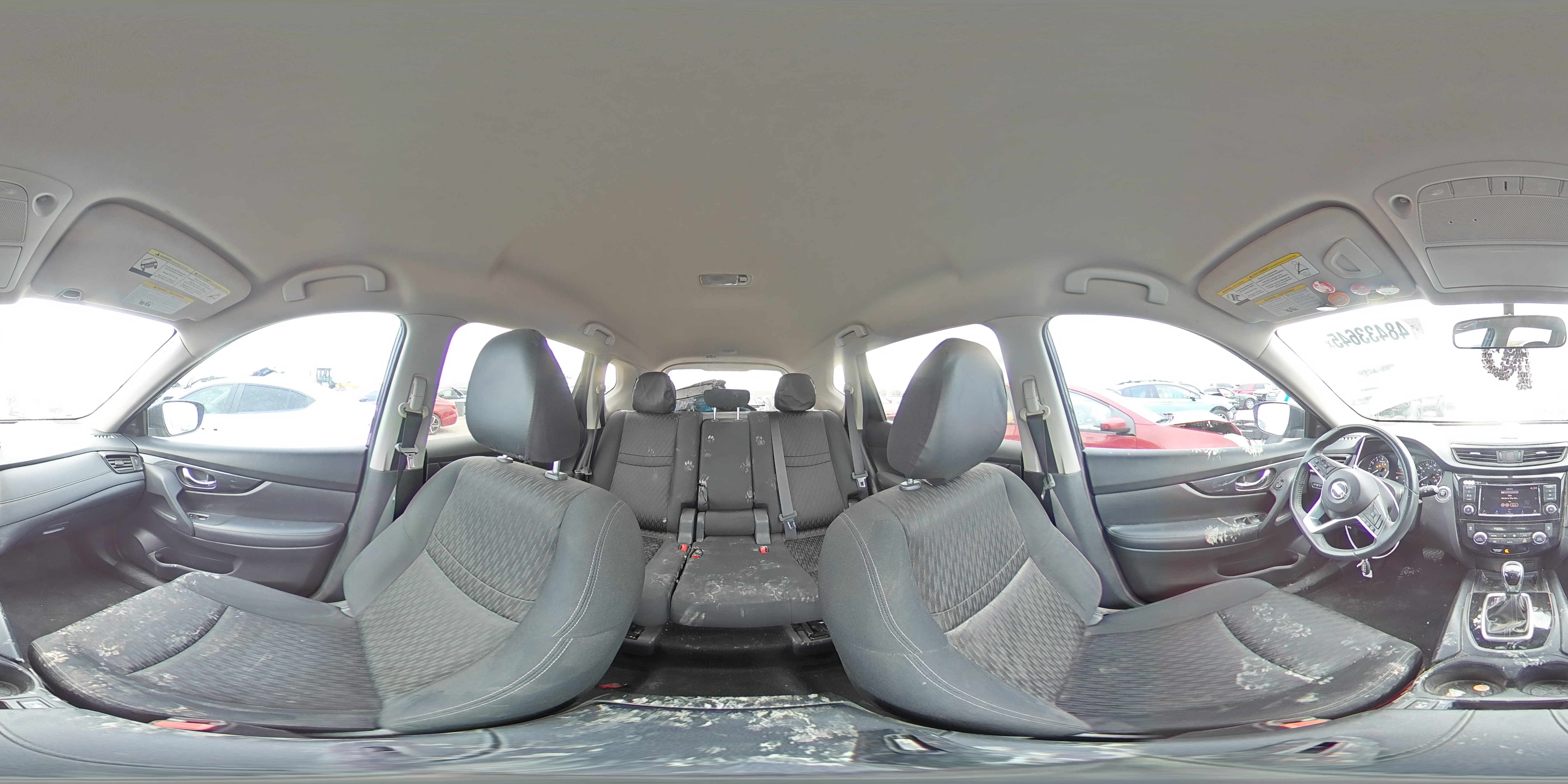 2018 Nissan Rogue - Image 13