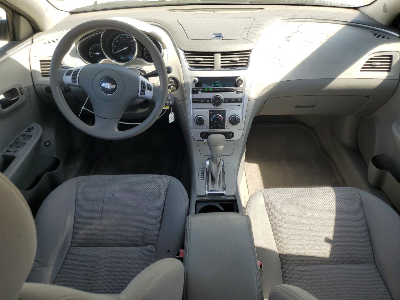 2010 Chevrolet Malibu Ls VIN: 1G1ZB5EB1AF204564 Lot: 50183785