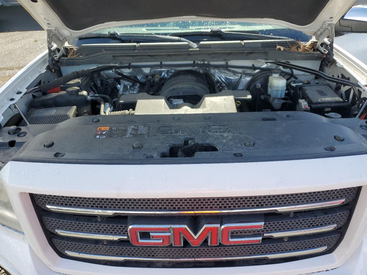 2014 GMC Sierra - Image 11